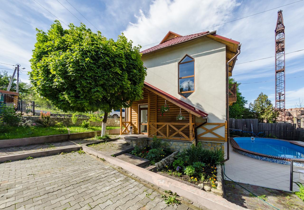 Полярис Polyaris Hotel Yaremche Exterior photo